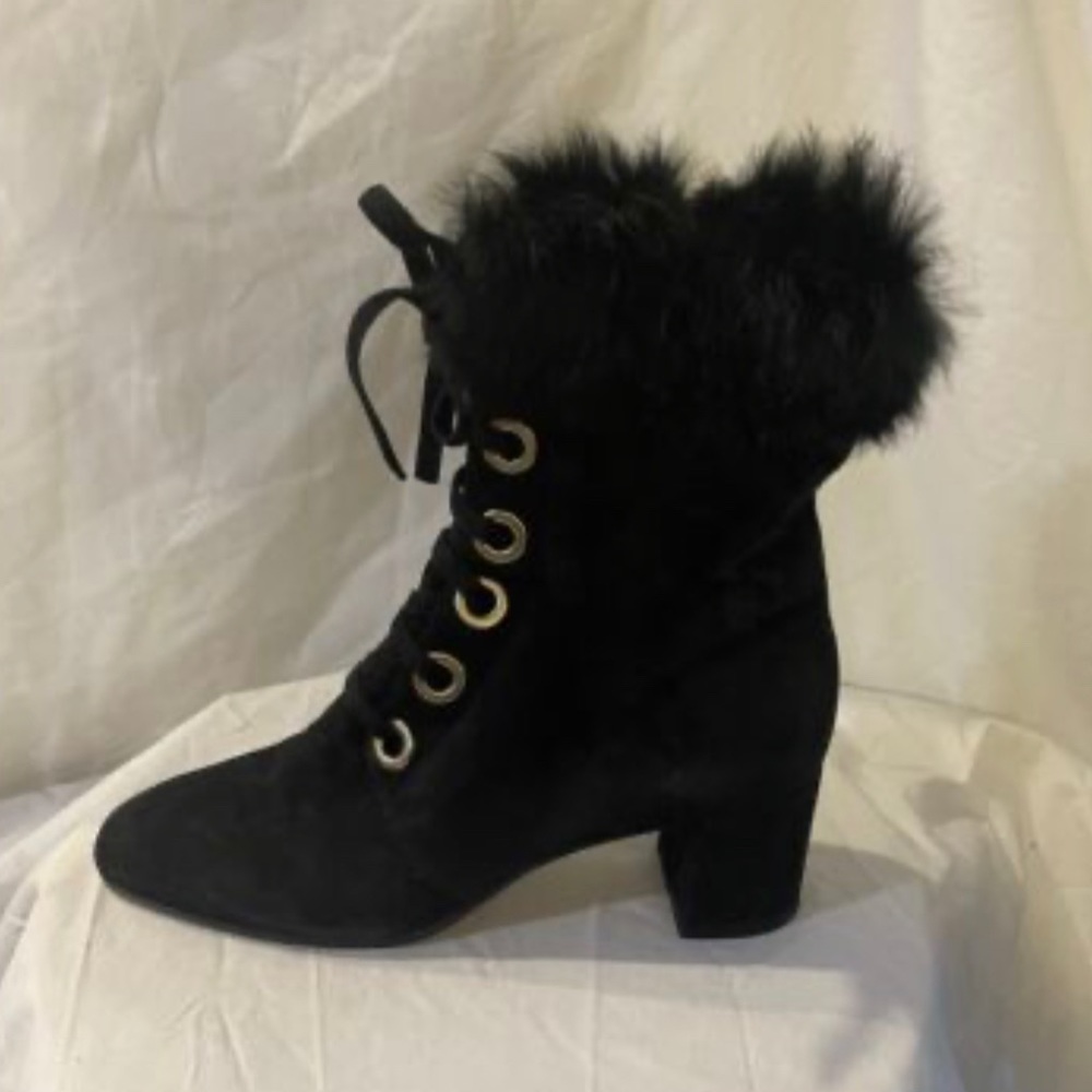 M. Gemi black booties